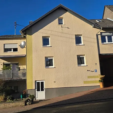 Haus Luzia Appartement Dungenheim